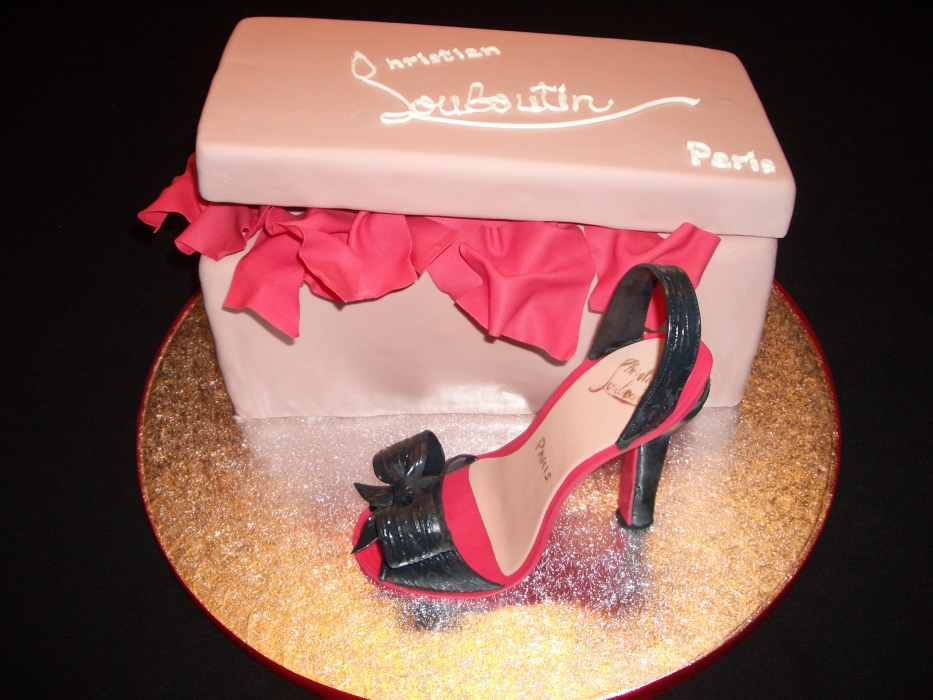 Shoe & Shoe Box Cake